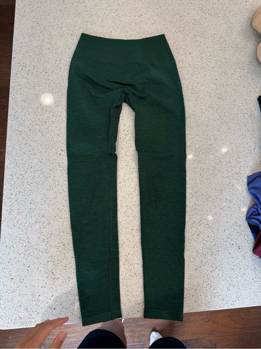 Alphalete Dark Green Seamless Leggings - Picture 3 of 3